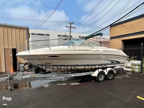 Sea Ray 215 Express Cruiser Spesifikasjoner og anmeldelser